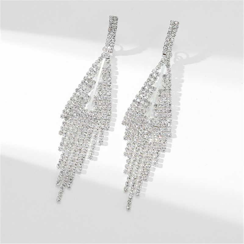 Glam Shiny Tassel Rhinestone Inlay Rhinestones Silver Plated Women's Drop Earrings display picture 3