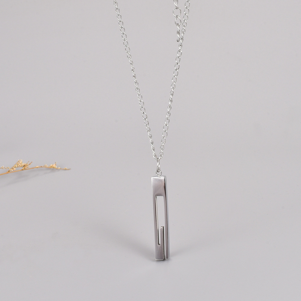 Casual Simple Style Square Titanium Steel Plating Gold Plated Pendant Necklace Long Necklace display picture 1