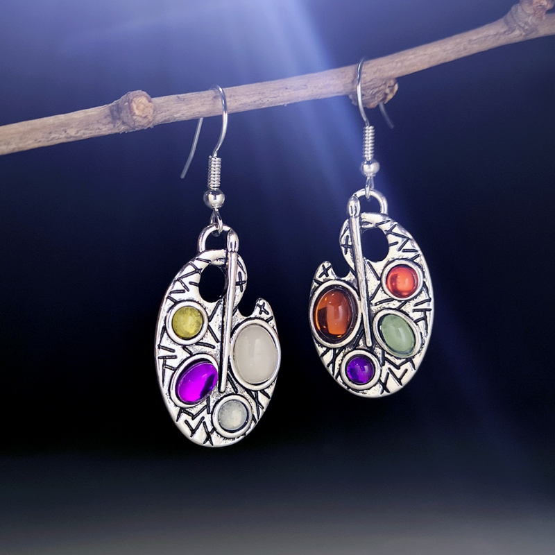 Classic Style Oval Alloy Inlay Opal Women's Drop Earrings display picture 1