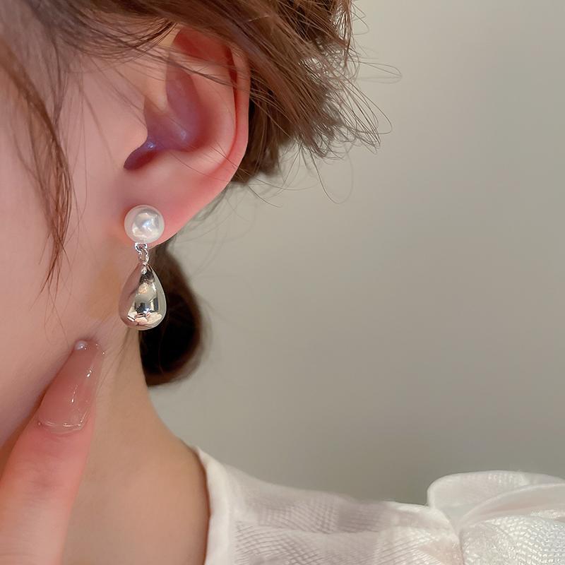 Elegant Water Droplets Imitation Pearl Alloy Women's Drop Earrings display picture 4