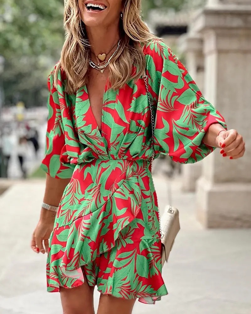 Women's Regular Dress Bat Dress Bodycon Dress Casual Simple Style Classic Style Deep V Plunging Neck Belt Half Sleeve Printing Multicolor Above Knee Holiday Outdoor Daily display picture 10