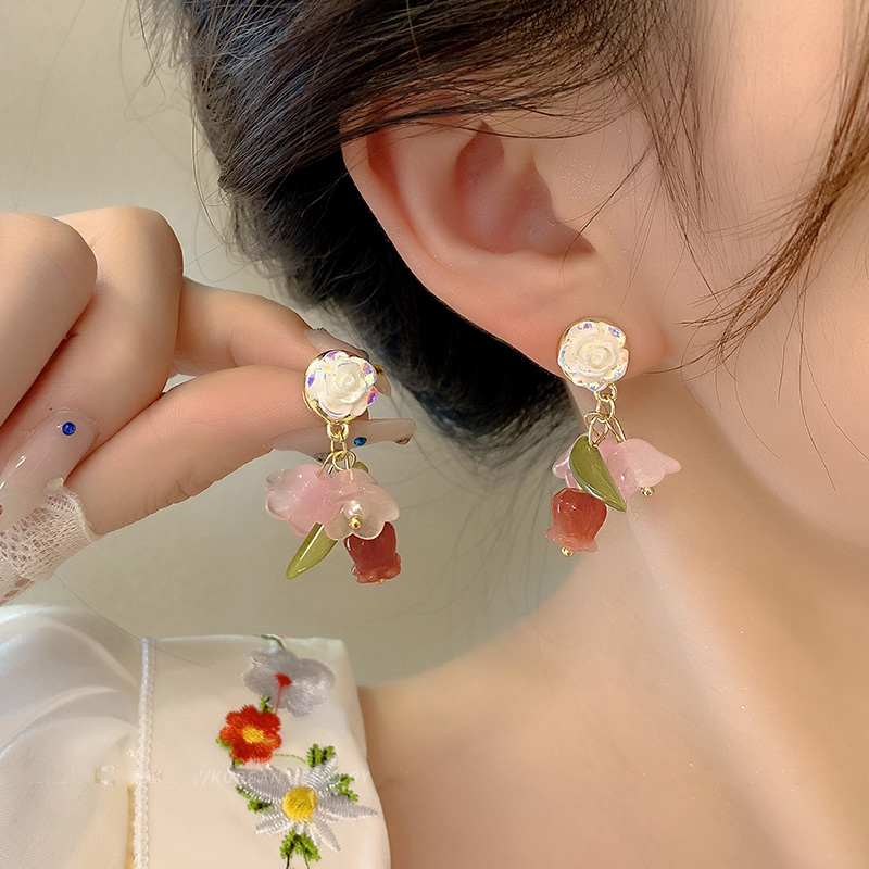 Sweet Korean Style Flower Imitation Pearl Alloy Women's Drop Earrings display picture 4