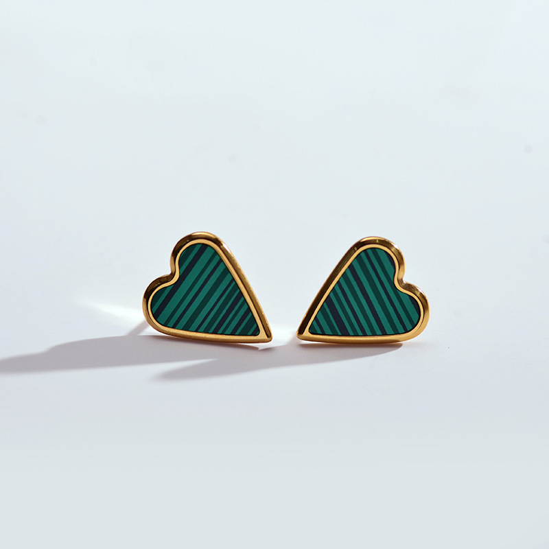1 Pair Elegant Stripe Heart Shape Stainless Steel Plating Inlay Malachite Shell Gold Plated Ear Studs display picture 6