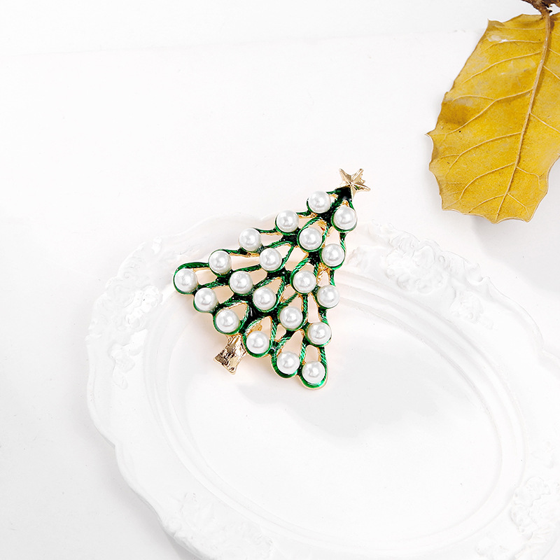 Simple Style Christmas Tree Alloy Inlay Pearl Women's Brooches display picture 5