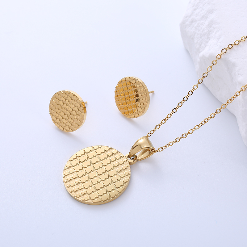 304 Stainless Steel 18K Gold Plated Simple Style Plating Round Bear No Inlaid Earrings Necklace Jewelry Set display picture 2