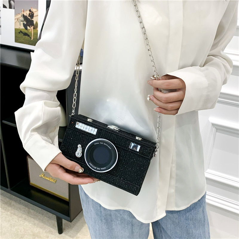 Women's Pu Leather Camera Cute Square Lock Clasp Shoulder Bag Crossbody Bag display picture 5
