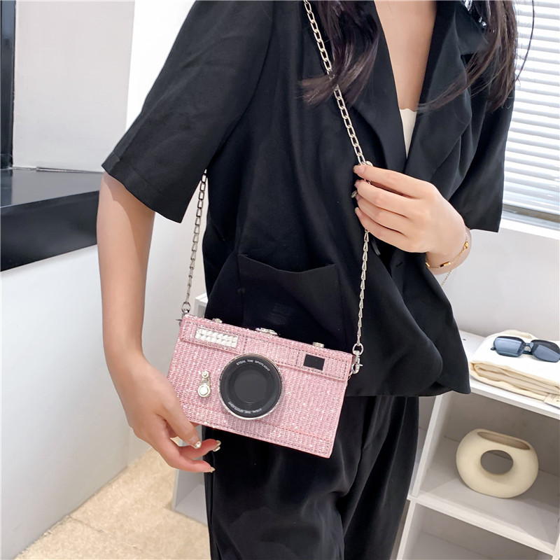 Women's Pu Leather Camera Cute Square Lock Clasp Shoulder Bag Crossbody Bag display picture 8