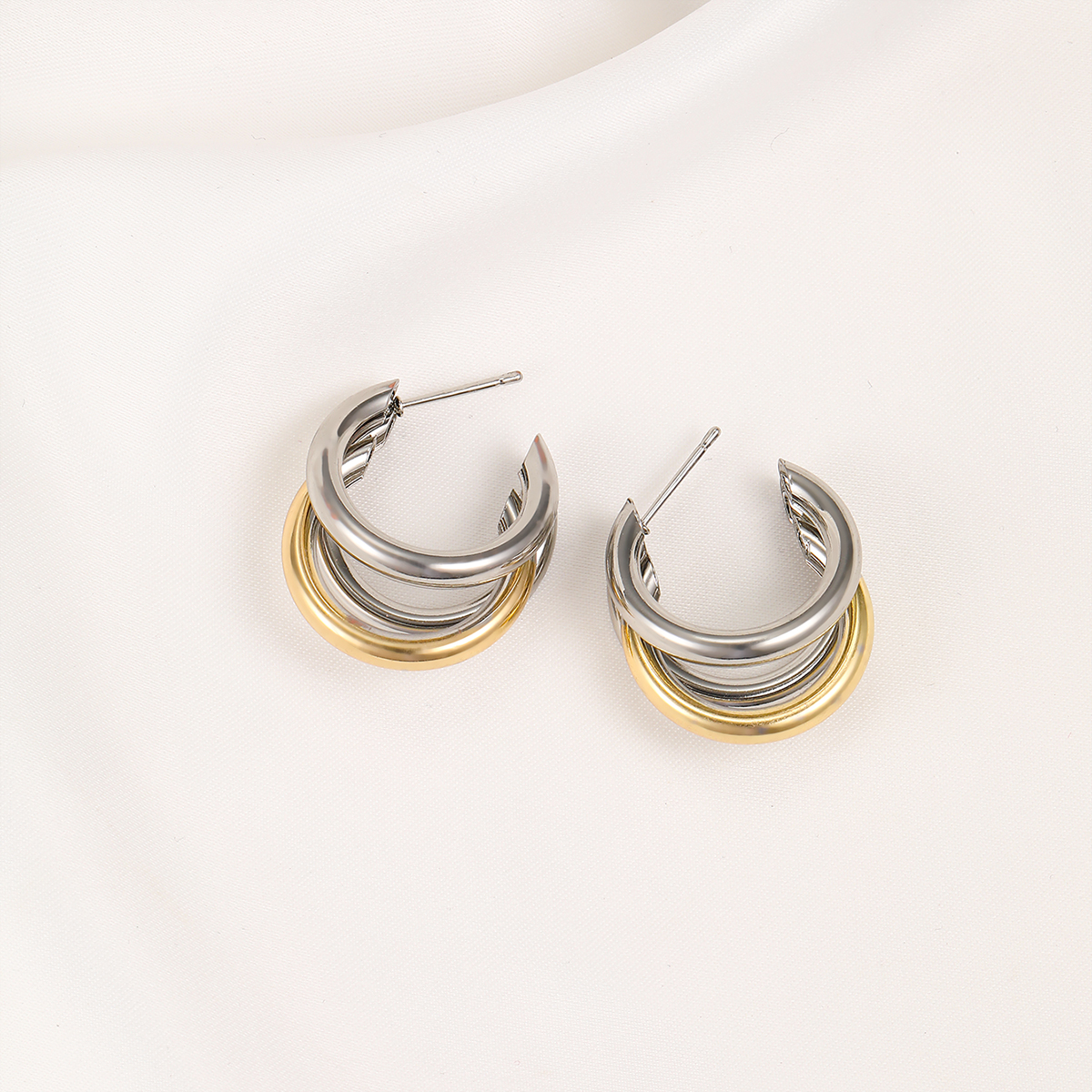 1 Pair Classic Style C Shape Quadrilateral Round Patchwork Plating Alloy Gold Plated Silver Plated Hoop Earrings display picture 20