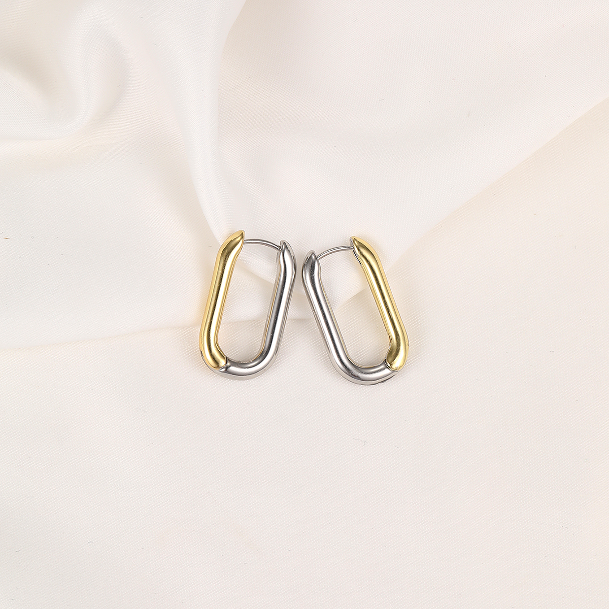 1 Pair Classic Style C Shape Quadrilateral Round Patchwork Plating Alloy Gold Plated Silver Plated Hoop Earrings display picture 16