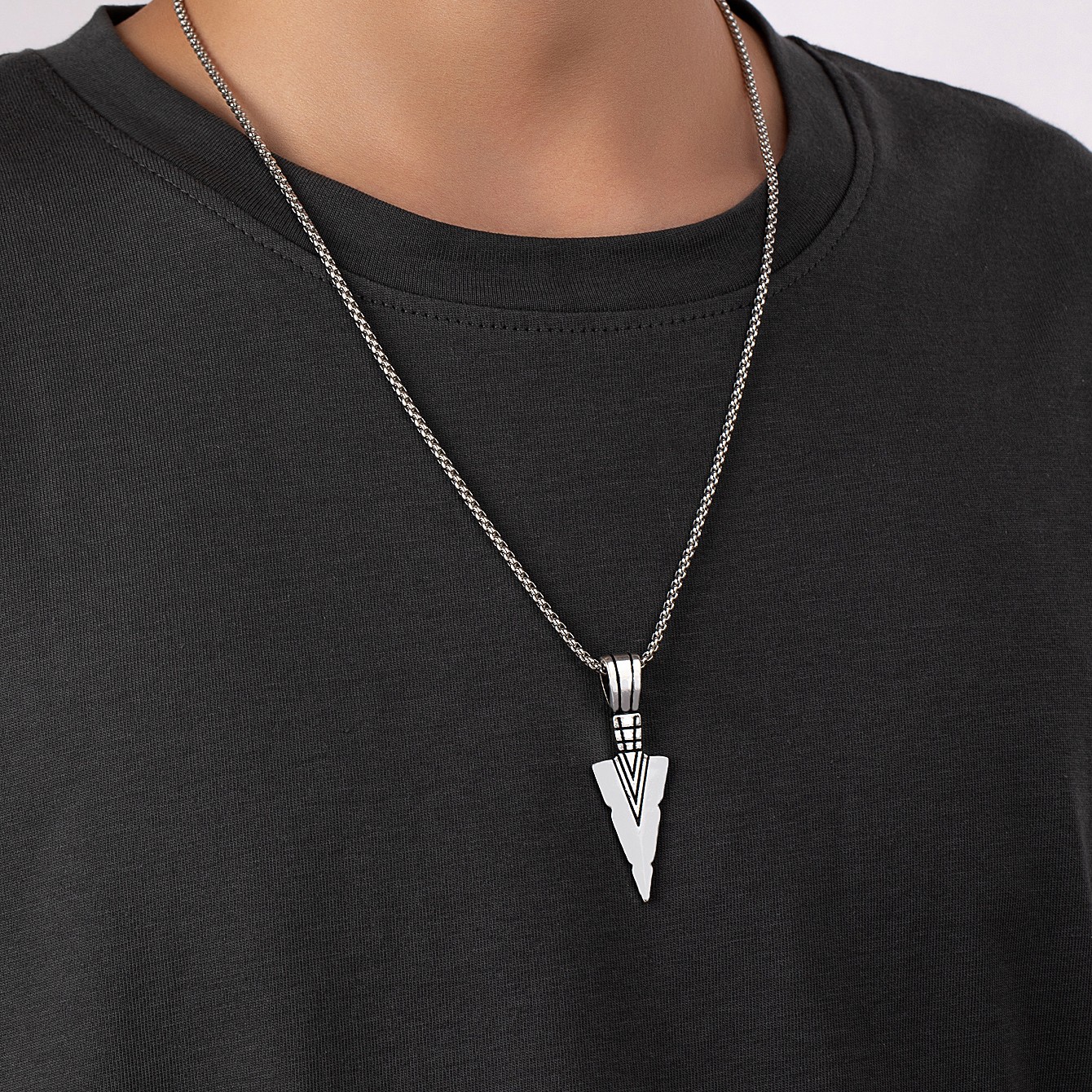 Hip-Hop Rock Cool Style Letter Alloy Iron Men'S Pendant Necklace display picture 1