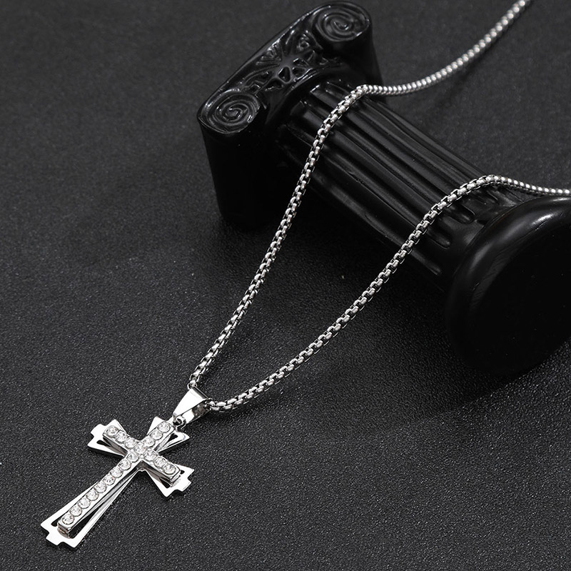 Hip-hop Punk Cross Stainless Steel Plating Inlay Rhinestones Gold Plated Silver Plated Unisex Pendant Necklace display picture 3