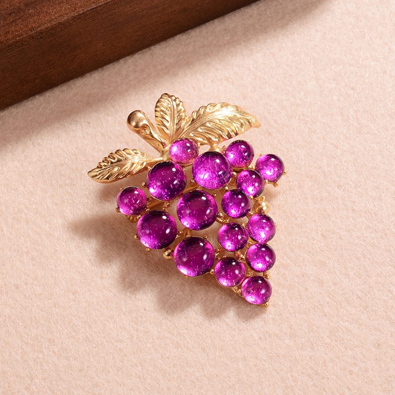 Elegant Vintage Style Luxurious Grape Copper Alloy Plating Inlay Glass Stone Women's Brooches 1 Piece display picture 8