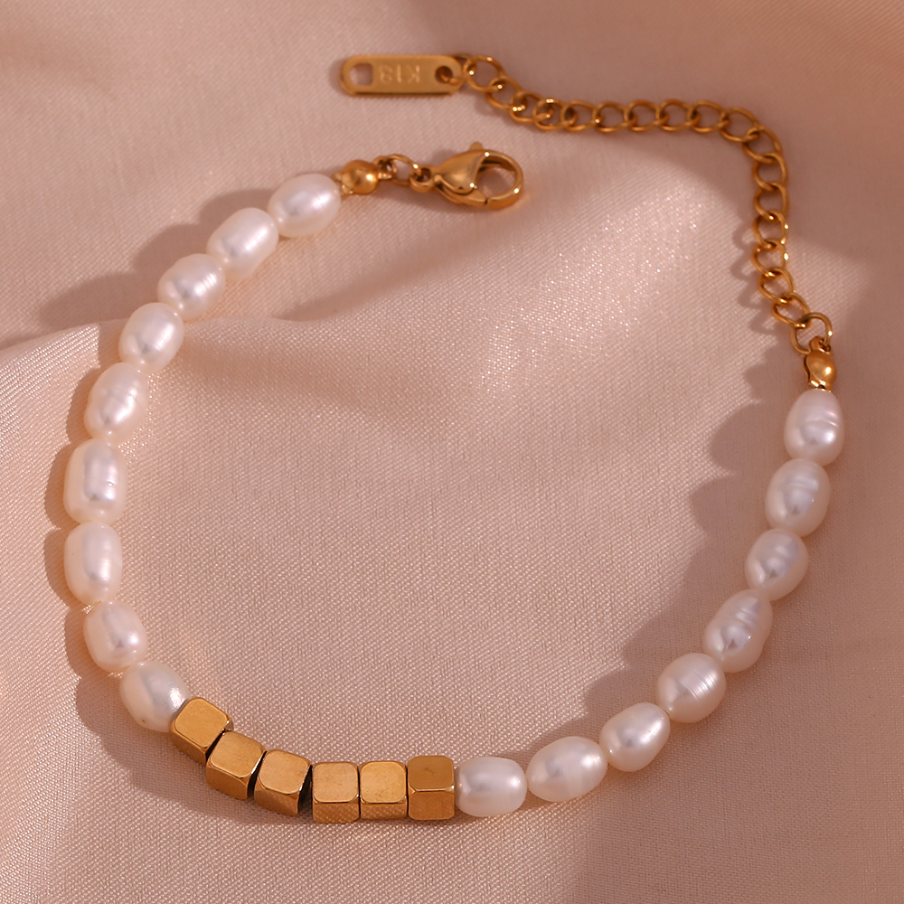 Klassischer Stil Quadrat Rostfreier Stahl Süßwasserperle Perlen 18 Karat Vergoldet Armbänder Halskette display picture 11