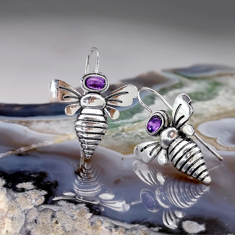 1 Pair Vintage Style Insect Inlay Alloy Artificial Gemstones Silver Plated Drop Earrings display picture 1