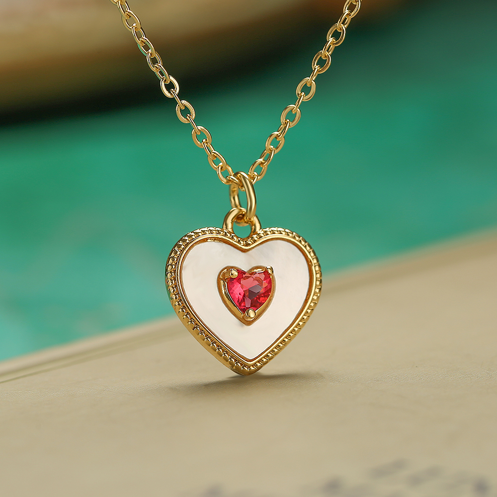 Simple Style Commute Heart Shape Copper Plating Inlay Shell Zircon 18k Gold Plated Pendant Necklace display picture 6