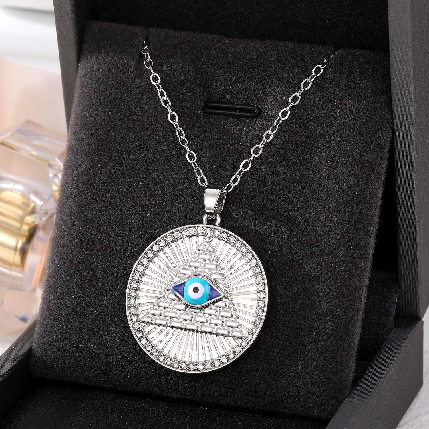 Style Ethnique L'oeil Du Diable Alliage Incruster Strass Femmes Pendentif display picture 7