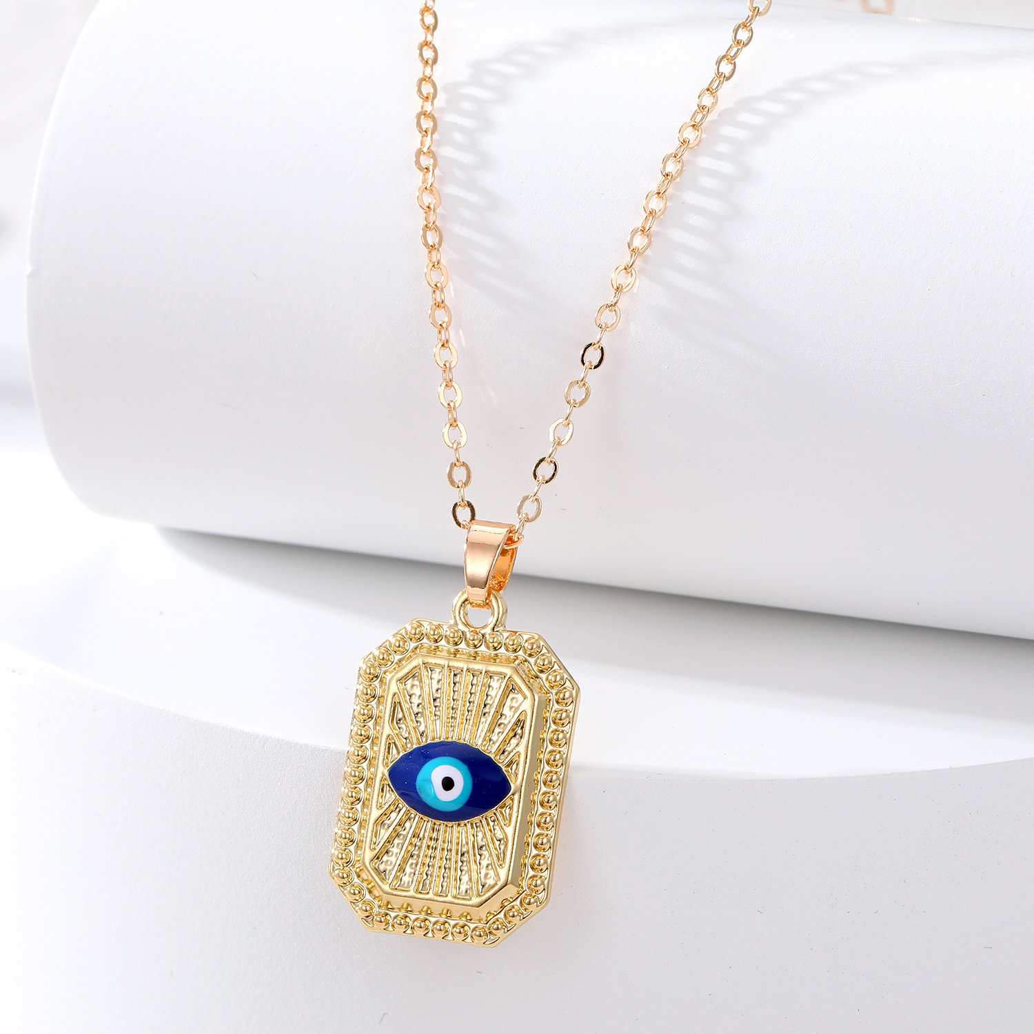 Ethnic Style Devil's Eye Alloy Inlay Rhinestones Women's Pendant Necklace display picture 1
