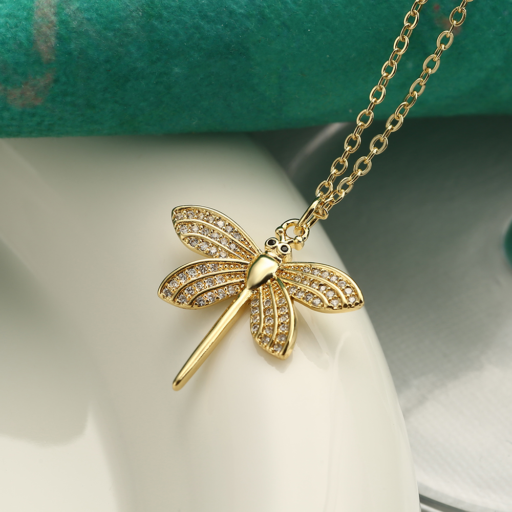 Simple Style Commute Dragonfly Copper Inlay Zircon 18k Gold Plated Pendant Necklace display picture 4