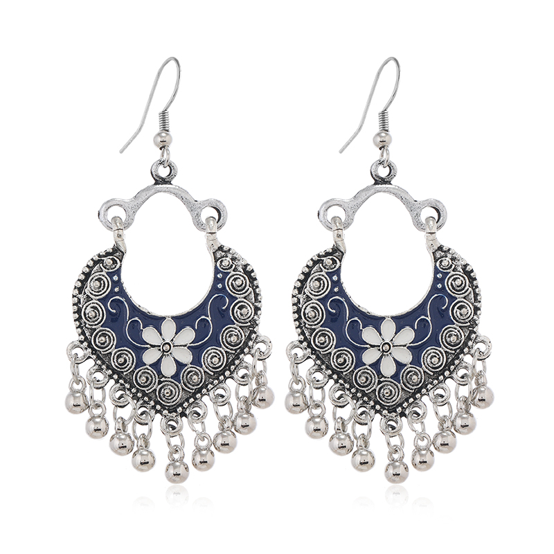 Sexy Ethnic Style Heart Shape Alloy Women's Drop Earrings display picture 3