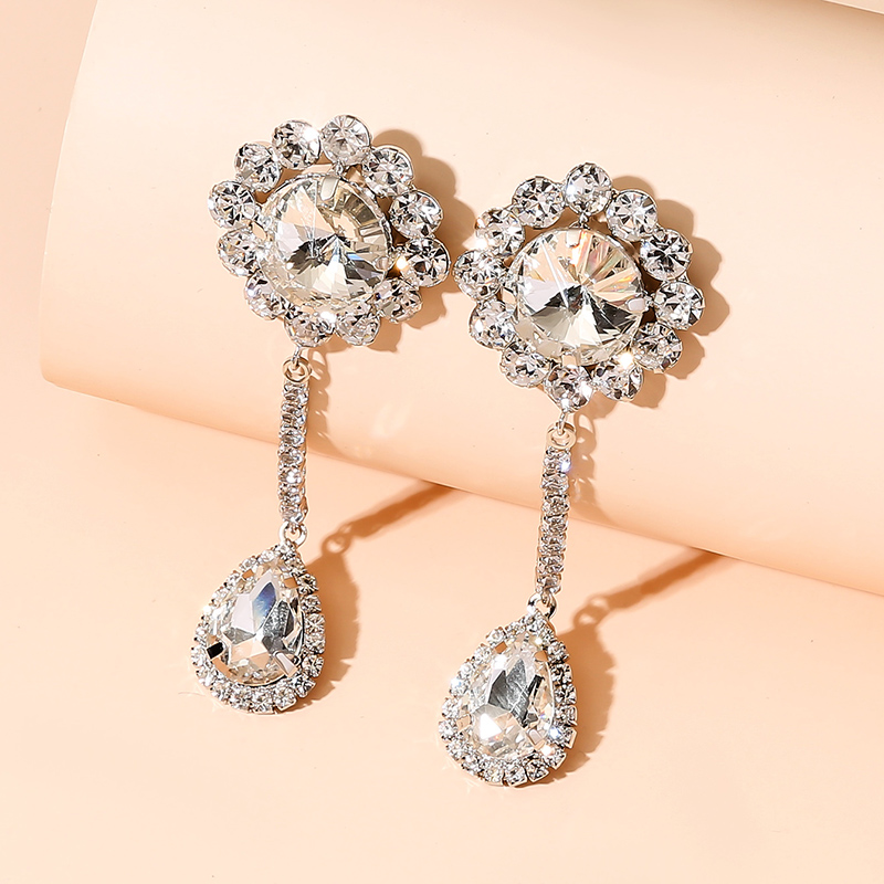 1 Pair Glam Shiny Water Droplets Flower Inlay Alloy Rhinestones Silver Plated Drop Earrings display picture 2