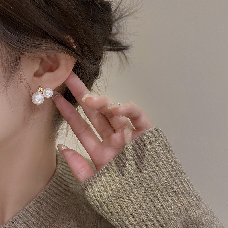 Commute Pearl Alloy Patchwork Women's Ear Studs display picture 4
