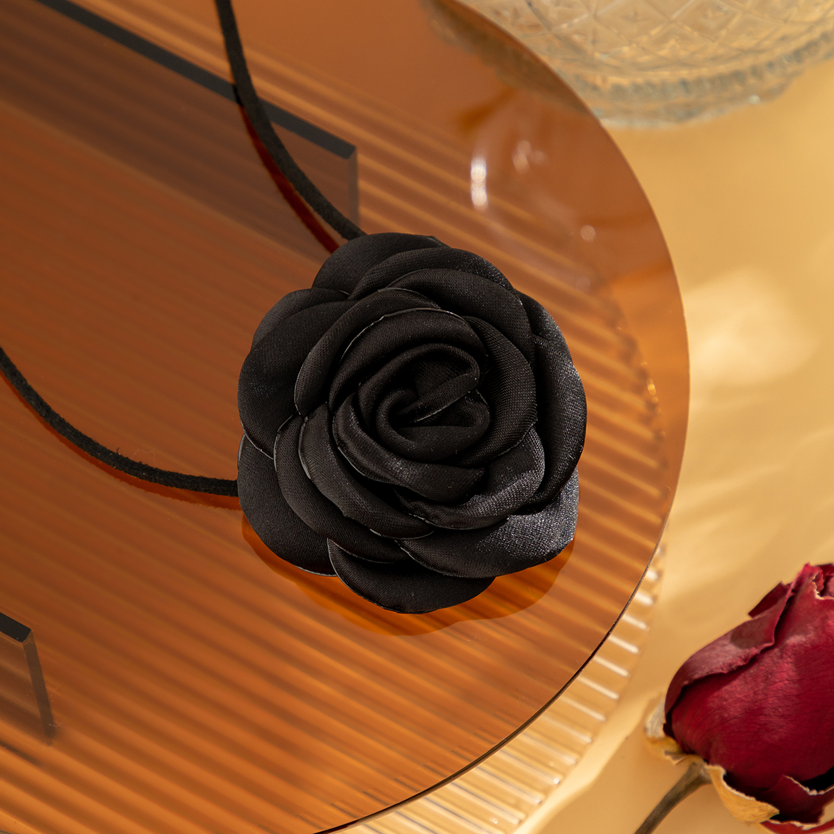Einfacher Stil Klassischer Stil Pendeln Blume Tuch Irregulär Quaste Dreidimensional Stoff Frau Halsband display picture 6