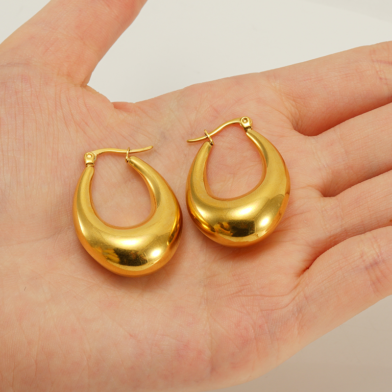 1 Pair Retro Solid Color Plating 304 Stainless Steel 18K Gold Plated Earrings display picture 5