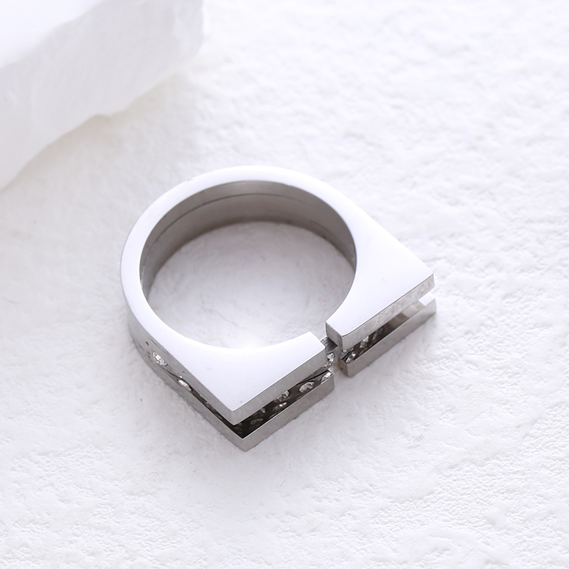 304 Stainless Steel 18K Gold Plated Simple Style Commute Plating Inlay Solid Color Rhinestones Rings display picture 5