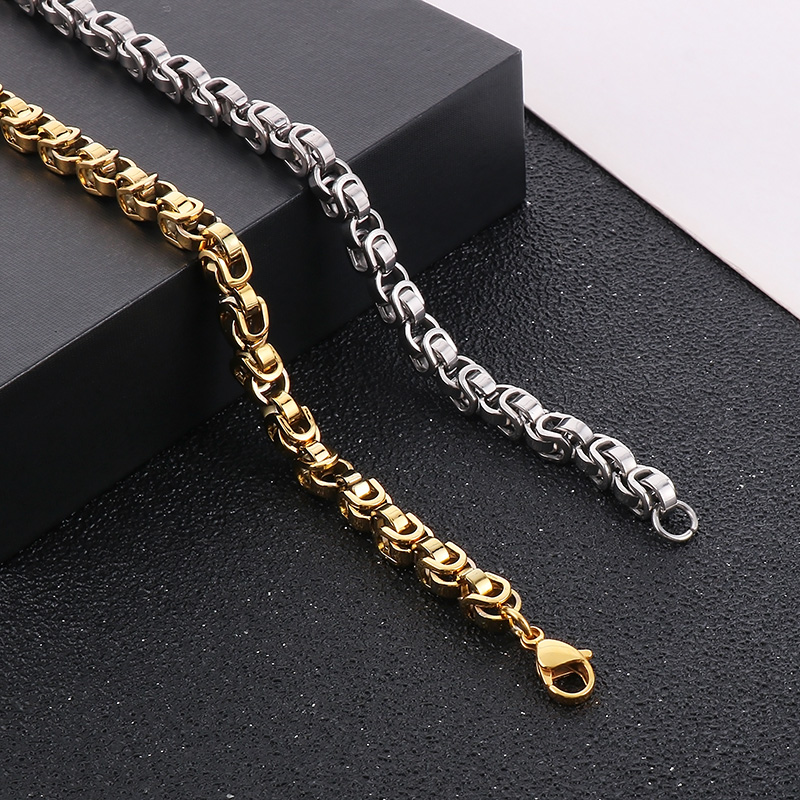 Business Solid Color Titanium Steel 18K Gold Plated Bracelets In Bulk display picture 4