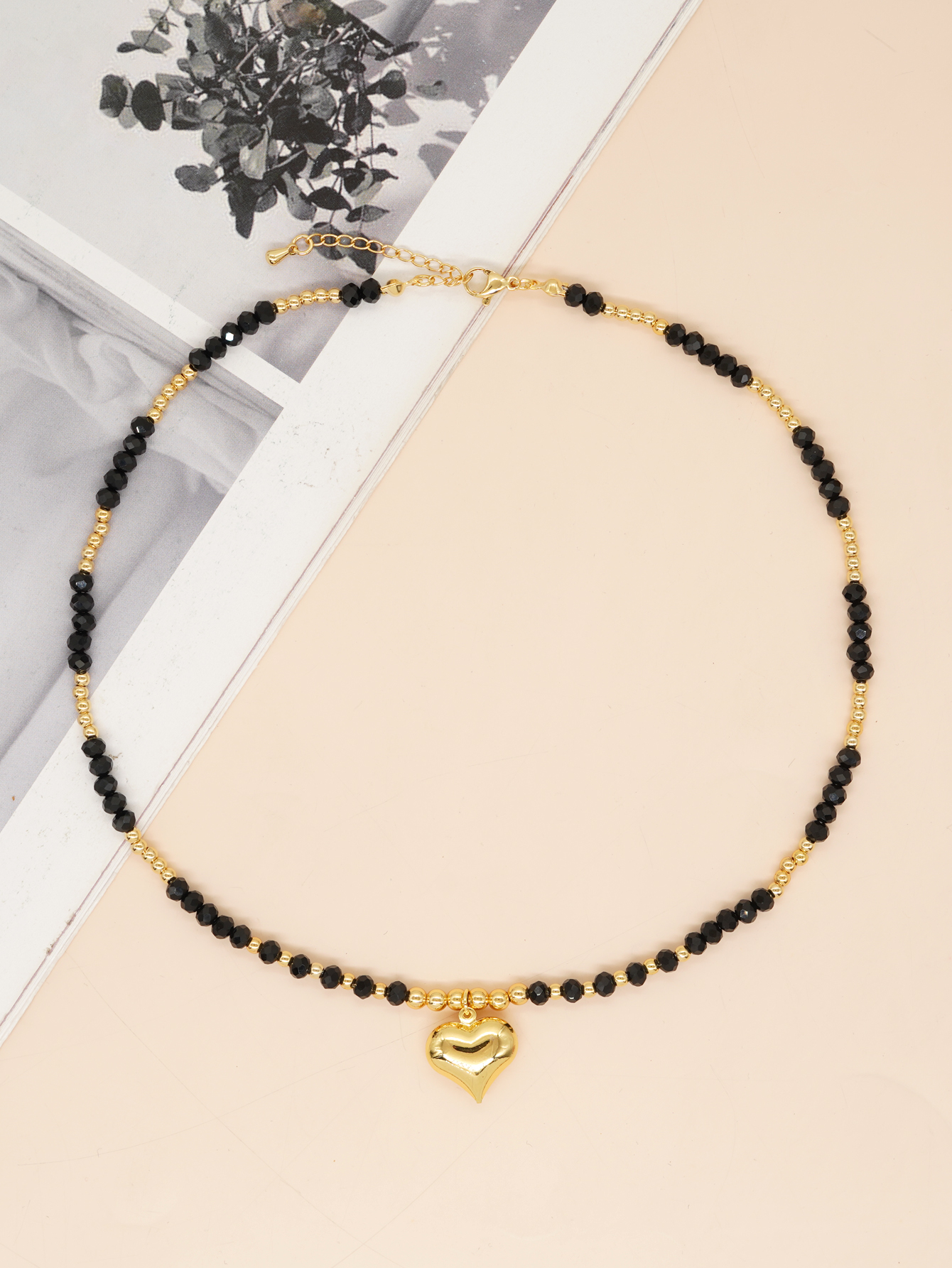 Elegant Dame Pentagramm Herzform Legierung Perlen Frau Halskette Mit Anhänger display picture 2