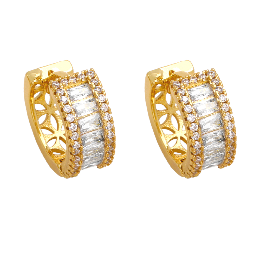 1 Pair Shiny Round Plating Inlay Copper Zircon 18k Gold Plated Hoop Earrings display picture 4