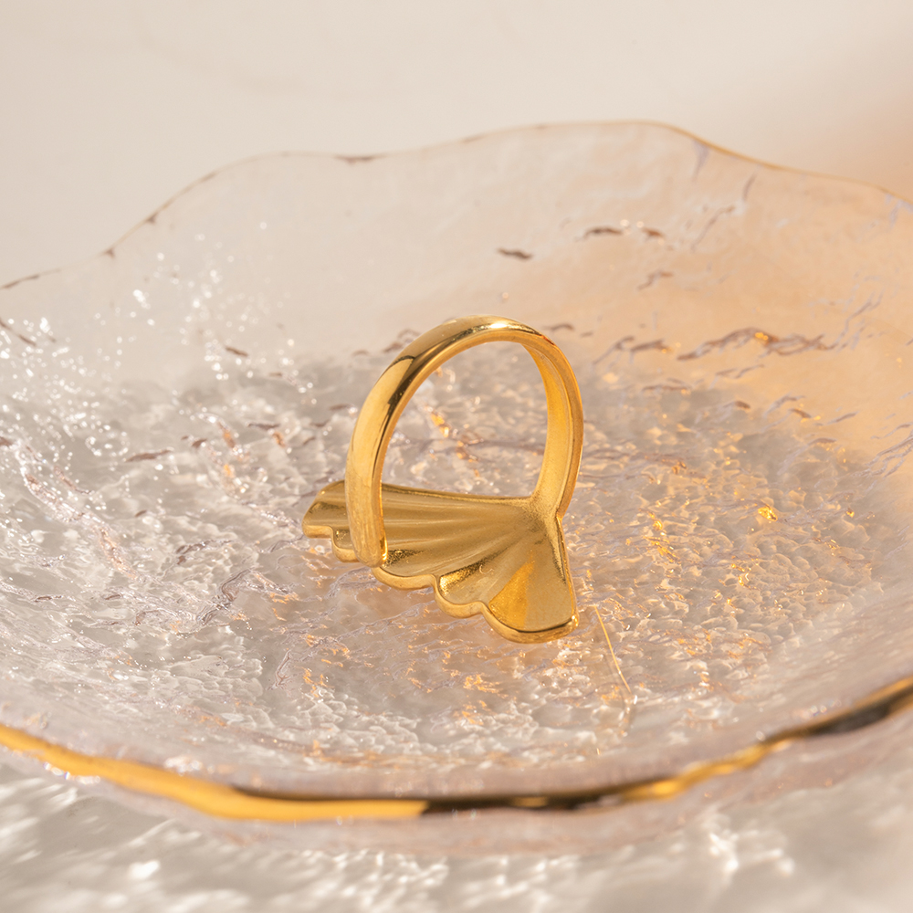 Elegante Hoja De Ginkgo Acero Inoxidable Chapado En Oro De 18 Quilates. Anillo Abierto Al Por Mayor display picture 5