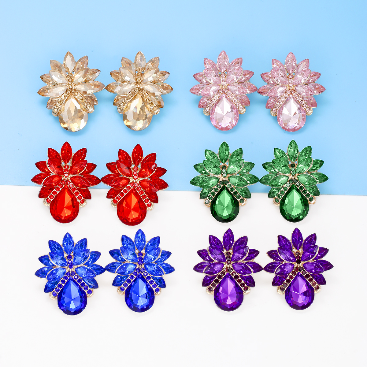 1 Pair Elegant Luxurious Flower Inlay Alloy Glass Stone Ear Studs display picture 3