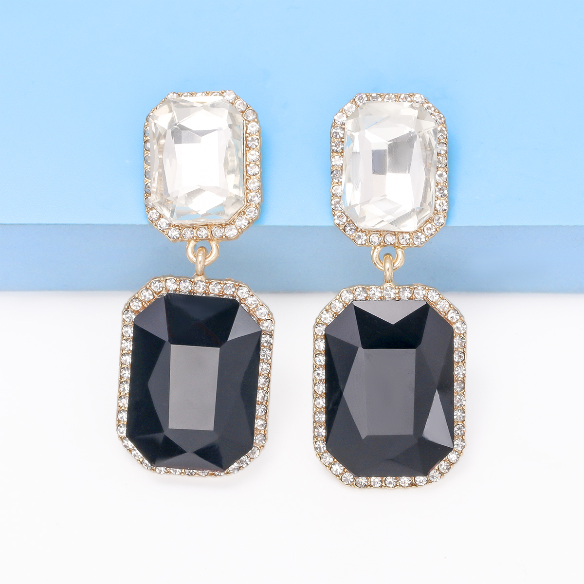 1 Pair Elegant Luxurious Square Inlay Alloy Glass Stone Drop Earrings display picture 20