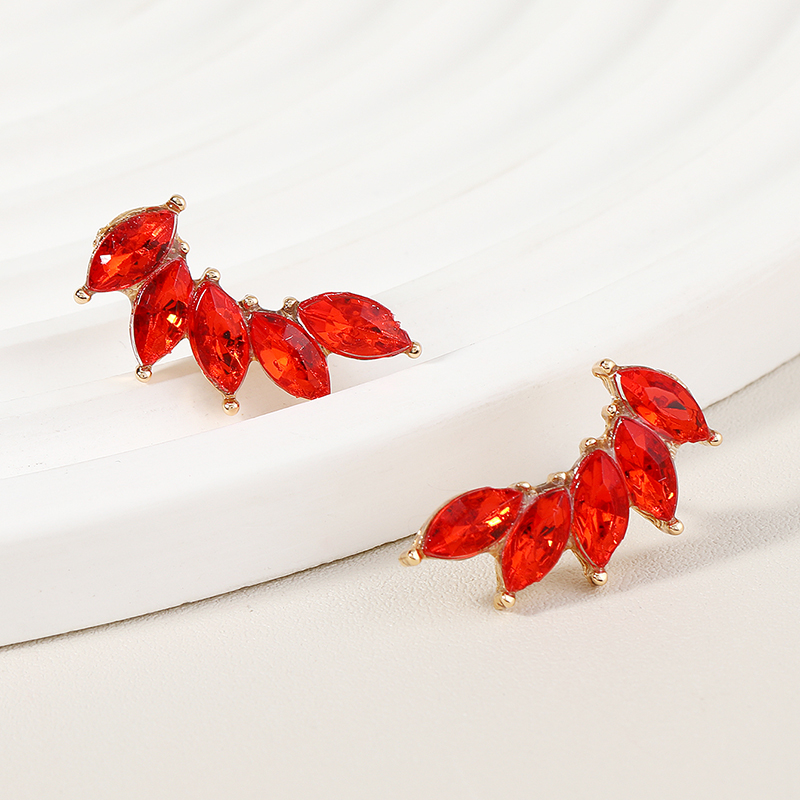 Elegant Shiny Leaf Alloy Inlay Zircon Women's Ear Studs display picture 3