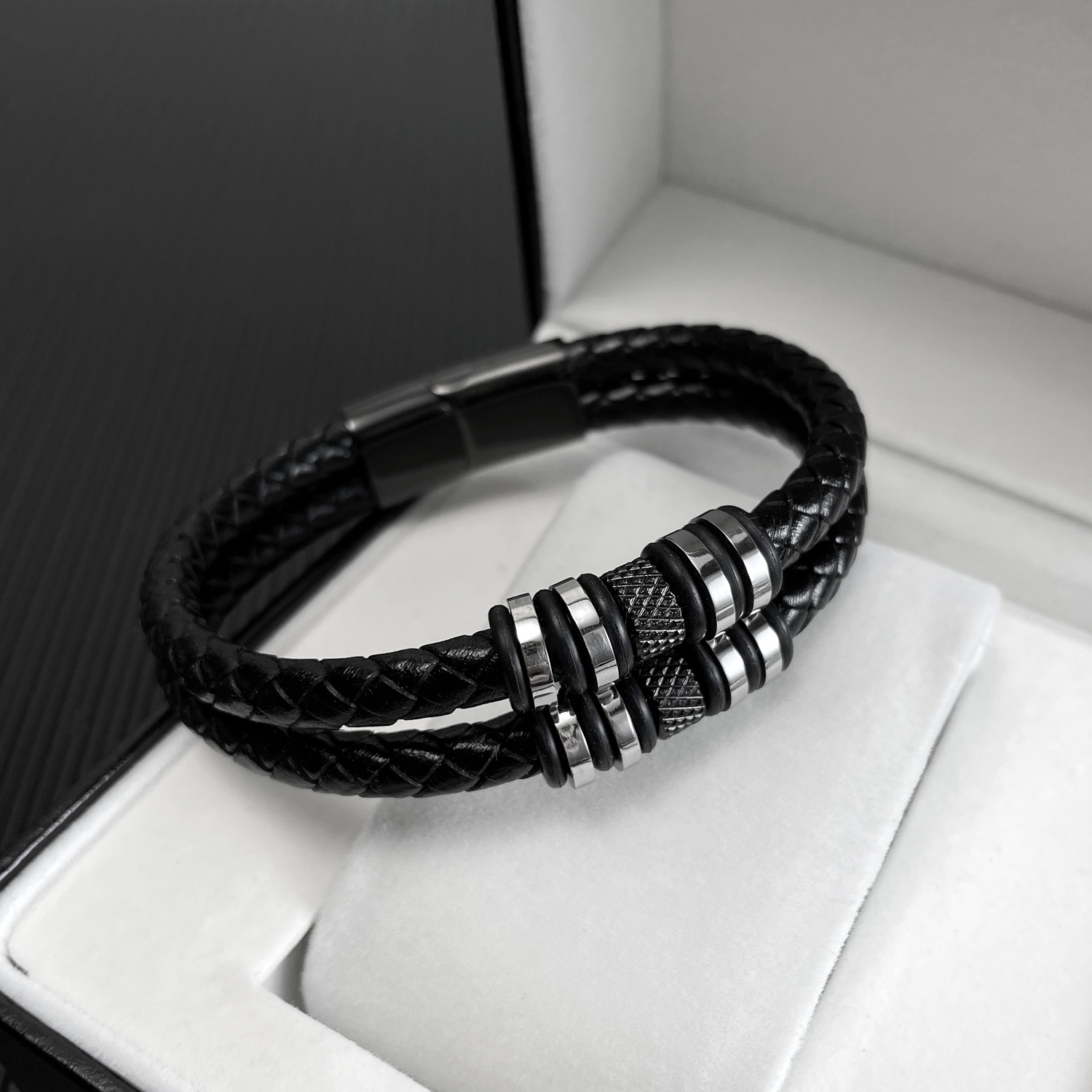 Hip-Hop Retro Stripe Twist 304 Stainless Steel Pu Leather Braid Artificial Leather Men'S Bracelets display picture 3