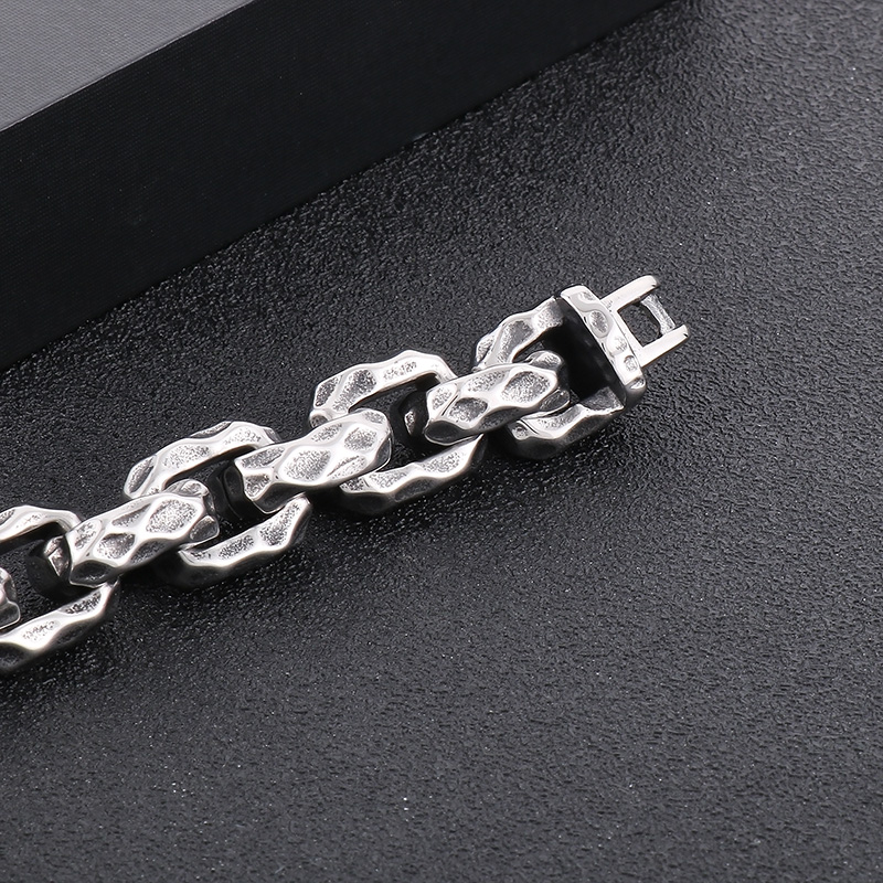 Hip-hop Solid Color Titanium Steel Men's Bracelets display picture 4