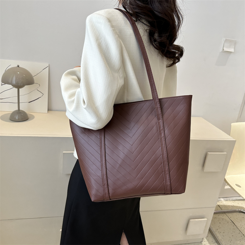 Femmes Toutes Les Saisons Faux Cuir De Base Sac D'épaule display picture 1