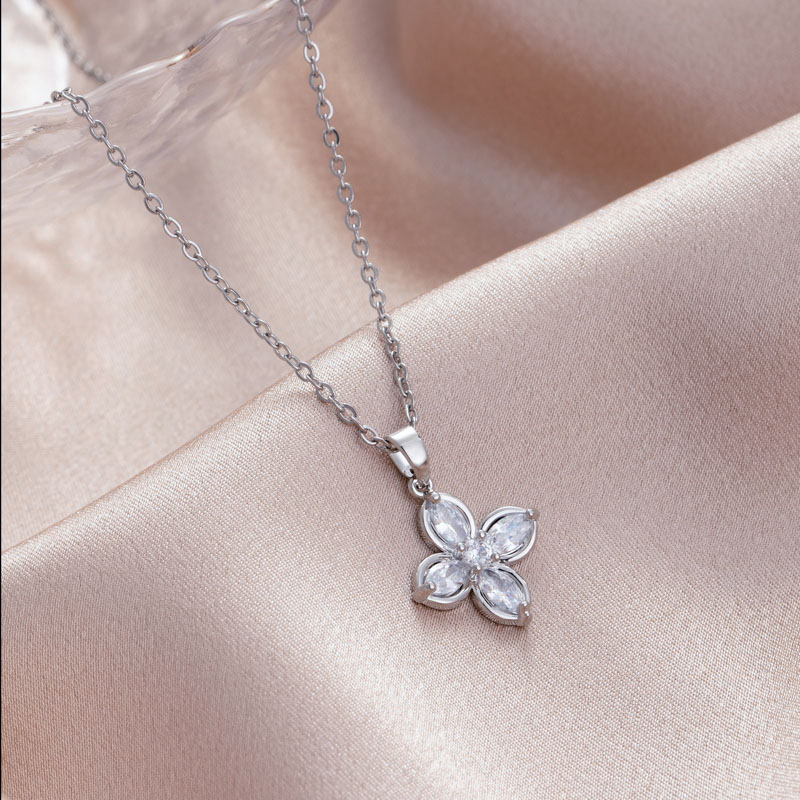 Stainless Steel Titanium Steel White Gold Plated Elegant Plating Inlay Flower Dragonfly Fish Tail Zircon Pendant Necklace display picture 2