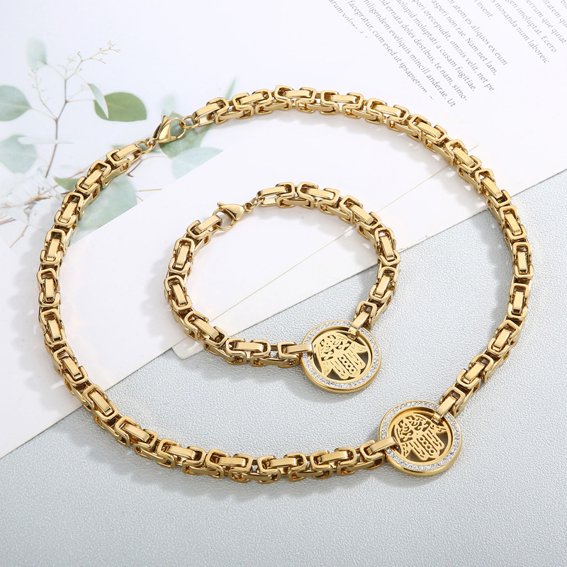 Titanium Steel 18K Gold Plated Elegant Plating Inlay Round Palm Artificial Diamond Bracelets Necklace display picture 2