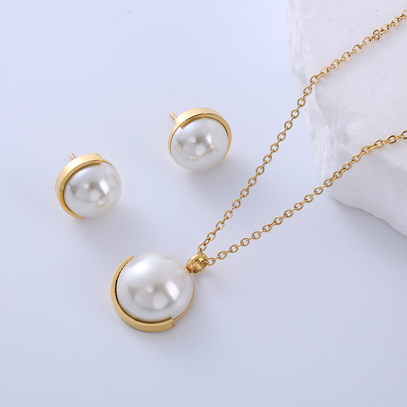 304 Stainless Steel 18K Gold Plated Elegant Lady Simple Style Plating Inlay Geometric Pearl Earrings Necklace display picture 6