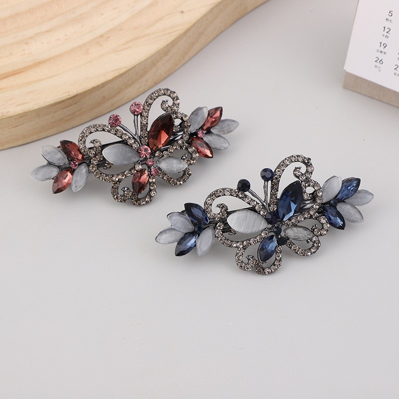 Luxurious Simple Style Korean Style Butterfly Alloy Inlay Rhinestones Opal Hair Clip display picture 2