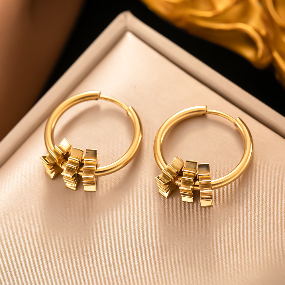 1 Pair Simple Style Geometric Plating 304 Stainless Steel 18K Gold Plated Earrings display picture 5