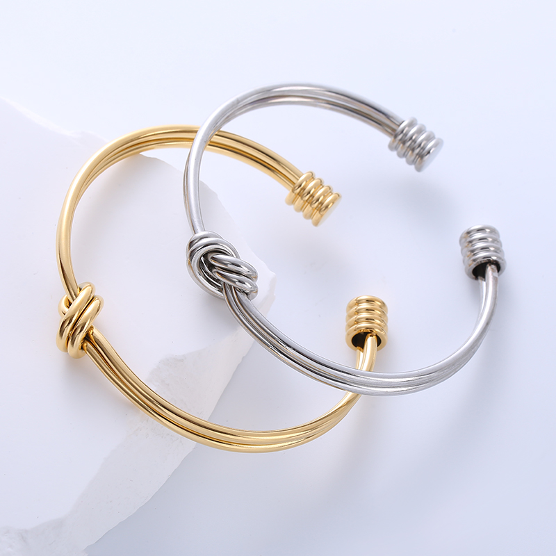 Elegant Simple Style Knot 304 Stainless Steel 18K Gold Plated No Inlaid Cuff Bracelets In Bulk display picture 3