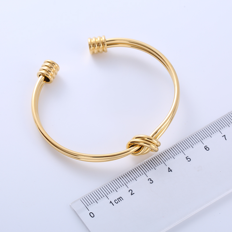 Elegant Simple Style Knot 304 Stainless Steel 18K Gold Plated No Inlaid Cuff Bracelets In Bulk display picture 1