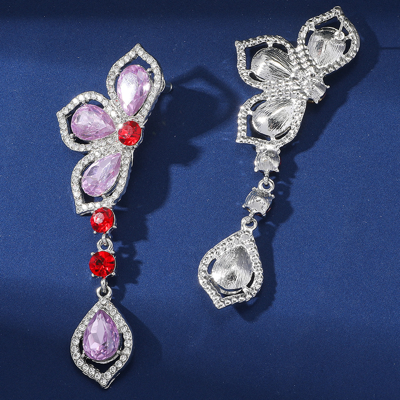 1 Pair Elegant Lady Petal Inlay Alloy Artificial Diamond Drop Earrings display picture 2