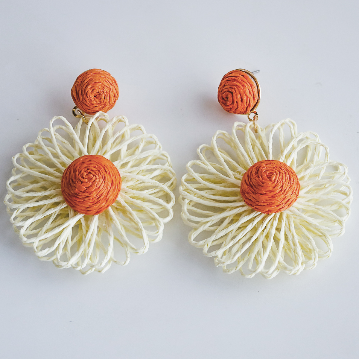 1 Pair Ig Style Vacation Flower Handmade Raffia Drop Earrings display picture 9