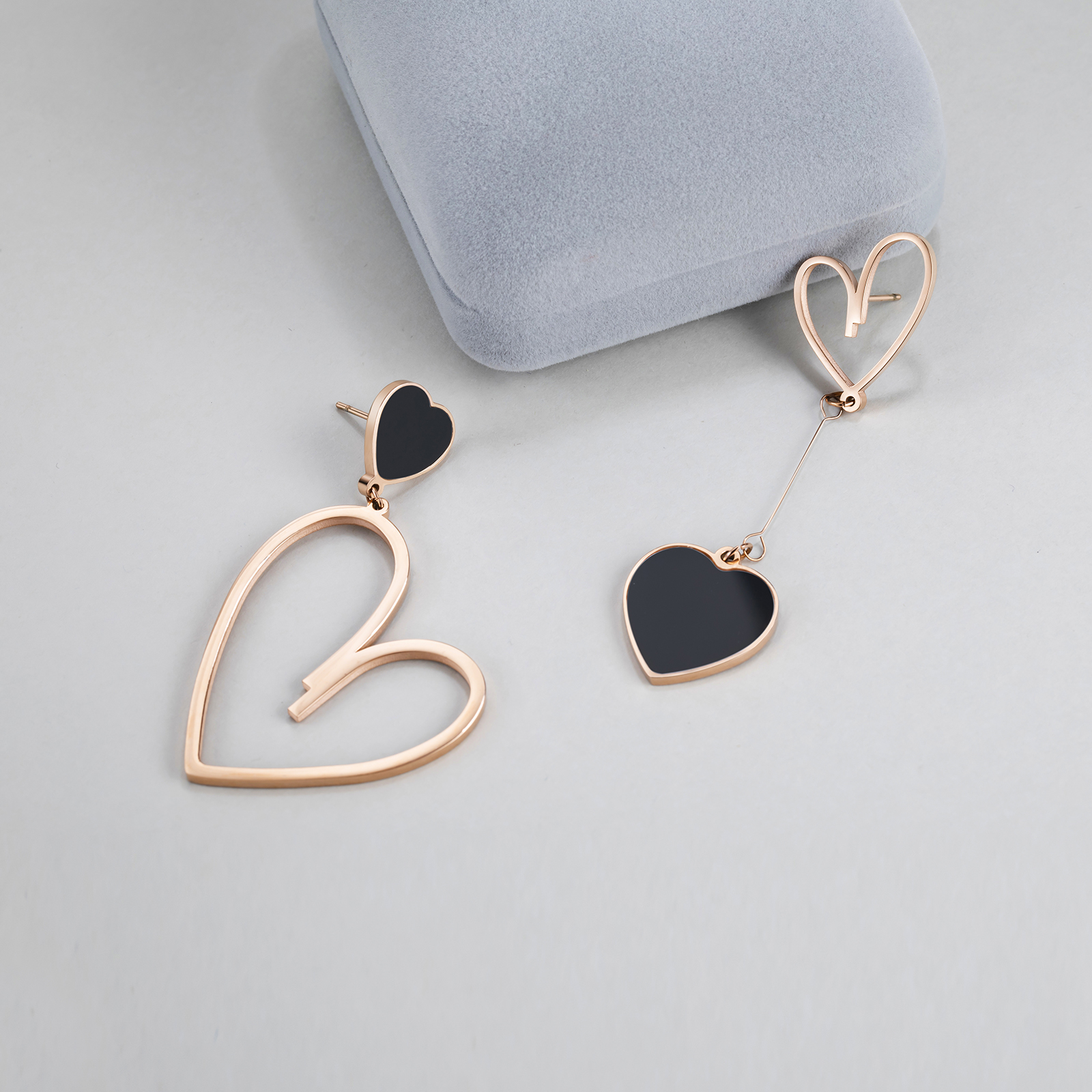 1 Pair Exaggerated Sweet Heart Shape Plating Inlay Stainless Steel Shell Rose Gold Plated Drop Earrings display picture 4