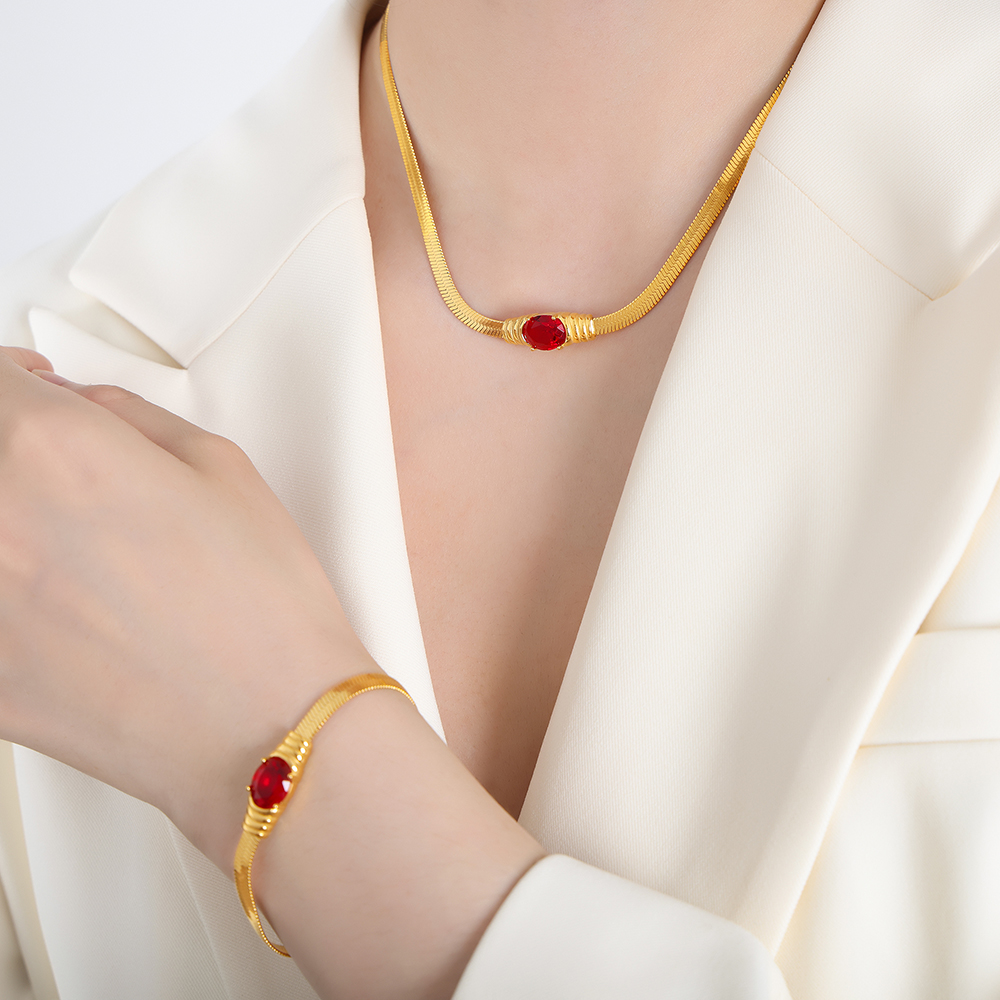 Elegant Luxurious Geometric Titanium Steel Plating 18k Gold Plated Bracelets Necklace display picture 2