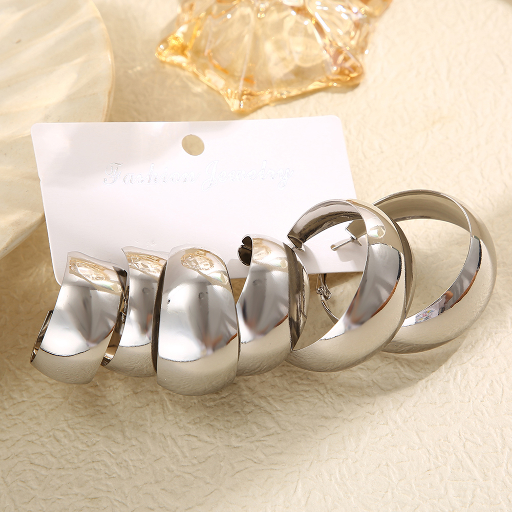 3 Pairs Vintage Style Exaggerated C Shape Round Plating Alloy Gold Plated Silver Plated Hoop Earrings display picture 8